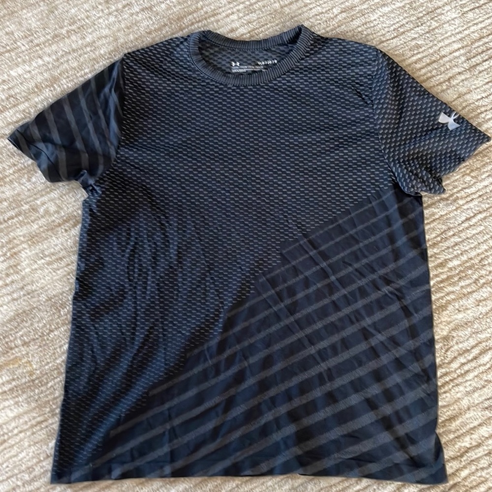 Boys under armour shirt